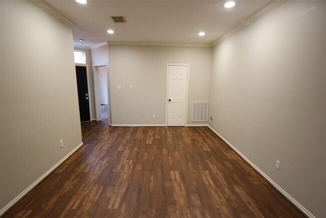 Building Photo - 4914 Maxie St