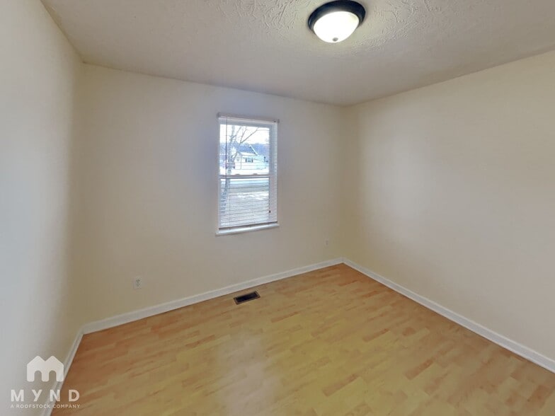 Building Photo - 110 Hyde Ln