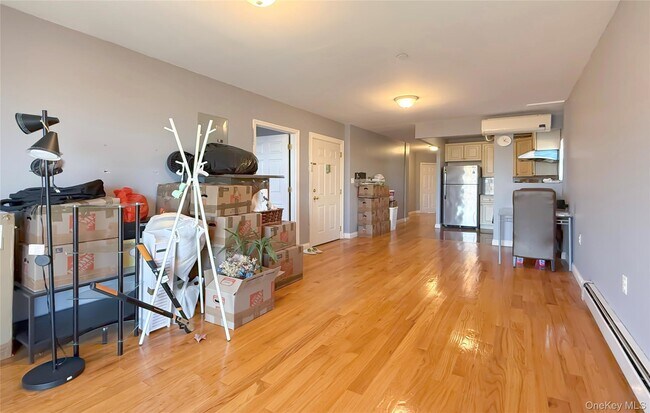 Building Photo - 71-24 163rd St