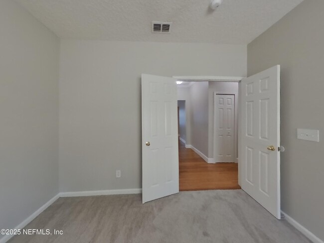 Building Photo - 736 Timbermill Ln