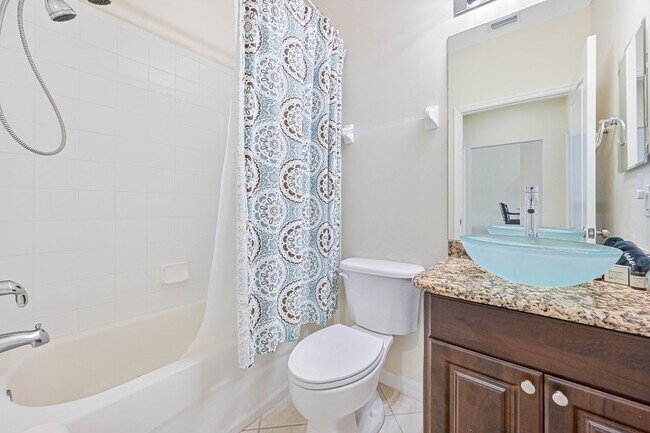 Building Photo - ** 2Bed/2Bath - Turnkey Condo in Bella Ter...