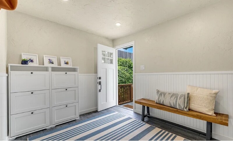 Building Photo - 5651 S 144th St