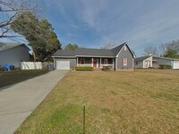 Building Photo - 7140 Tollhouse Dr