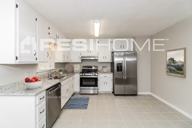 Building Photo - 108 Southfork Dr
