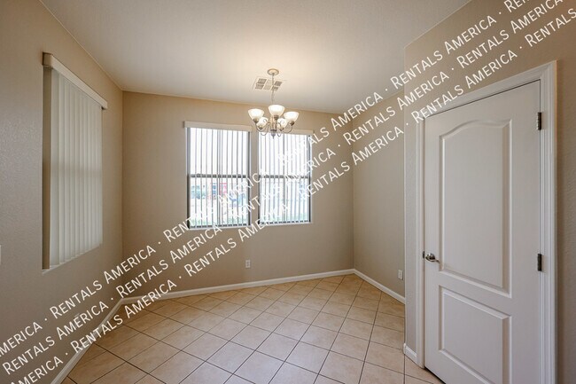 Building Photo - 2218 N 135th Dr