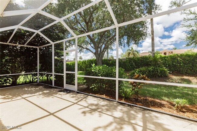 Building Photo - 5502 Greenwood Cir
