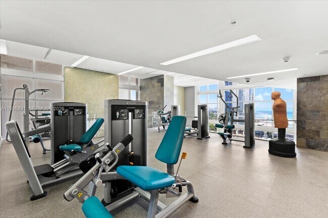 Building Photo - 18201 Collins Ave