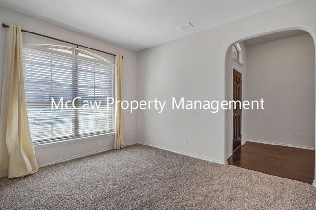 Building Photo - Beautiful 3/2/2 in Northlake!