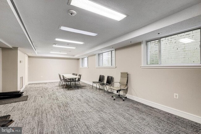 Building Photo - 1730 Arlington Blvd