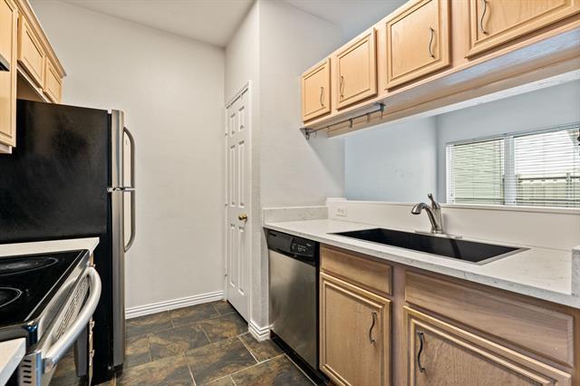Building Photo - 3906 Pickett Pl Dr