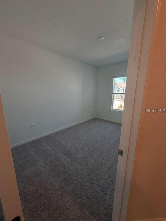 Building Photo - 2728 Skyline Lp