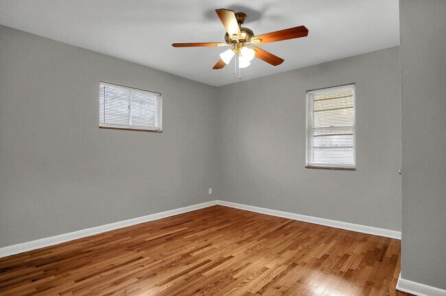 Building Photo - Living on Fyler is so Hawt Right Now