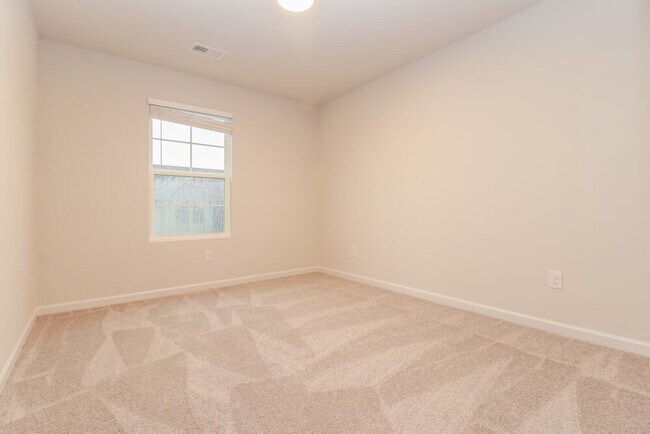 Building Photo - 101 Hamilton Pointe Dr