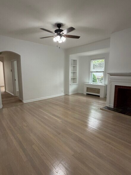 Building Photo - 102 Woodland Ave