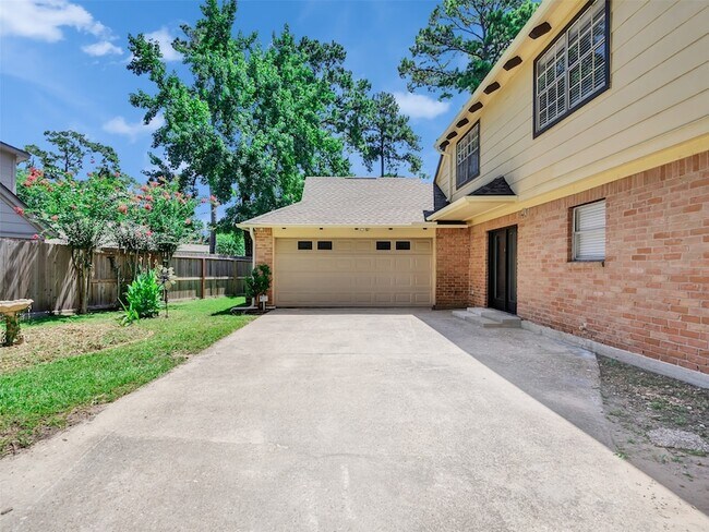 Building Photo - 14134 Cleobrook Dr