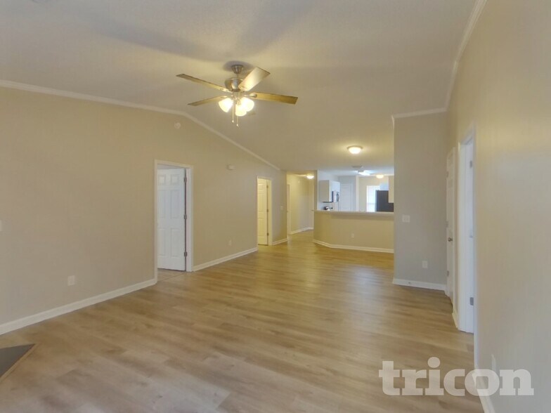 Building Photo - 110 Lockleven Dr