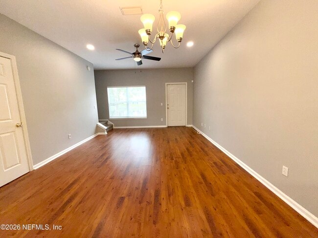 Building Photo - 621 Southbranch Dr