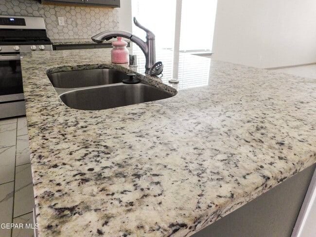 Building Photo - 13849 Sky Harbor Ave