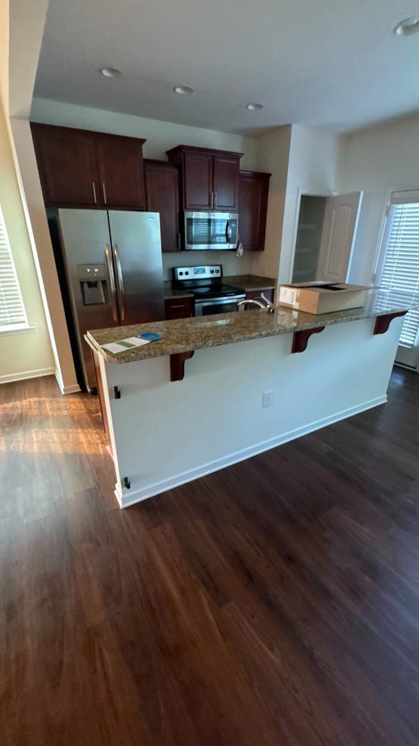 Building Photo - 36 S Grey Abbey Dr