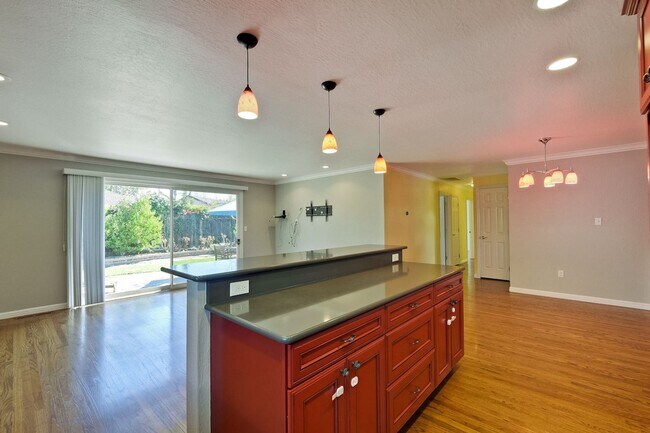Building Photo - Wow! What a Great Home! Available Soon!
