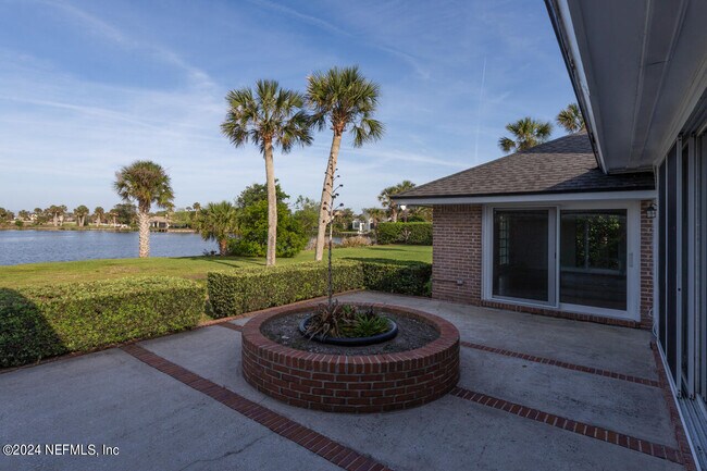 Building Photo - 185 San Juan Dr