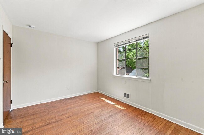 Building Photo - 4022 West Chester Pike