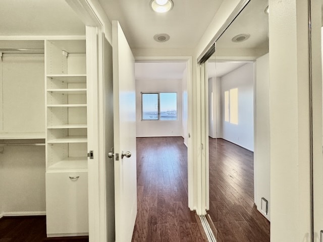 Building Photo - 525 E Seaside Way