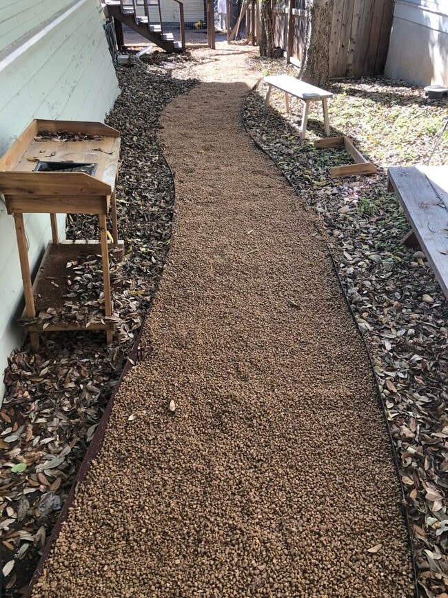 Building Photo - 30th-407 E