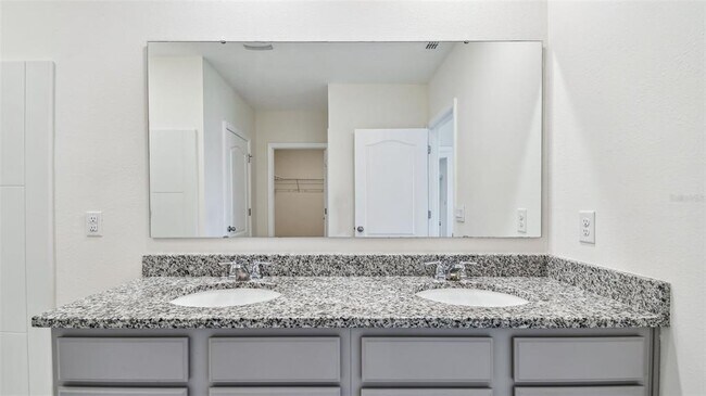 Building Photo - 5708 Sunbonnet Wy