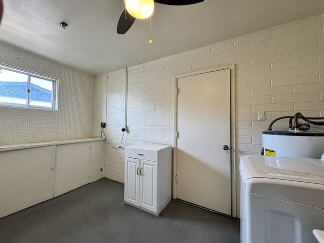 Building Photo - BEAUTIFUL 2 BEDROOM IN DREAMLAND VILLAS 55...