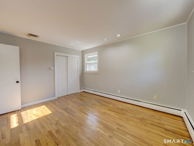Building Photo - 38 Portage Rd
