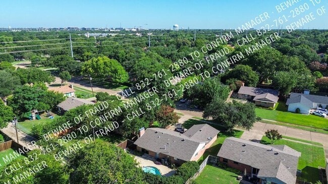 Building Photo - 525 Salem Dr