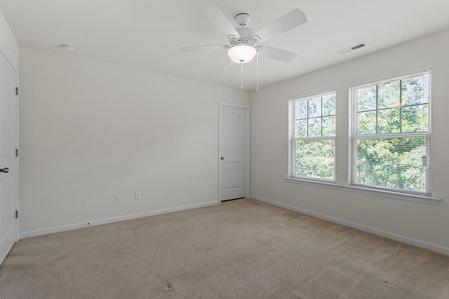 Building Photo - 731 Maypearl Ln