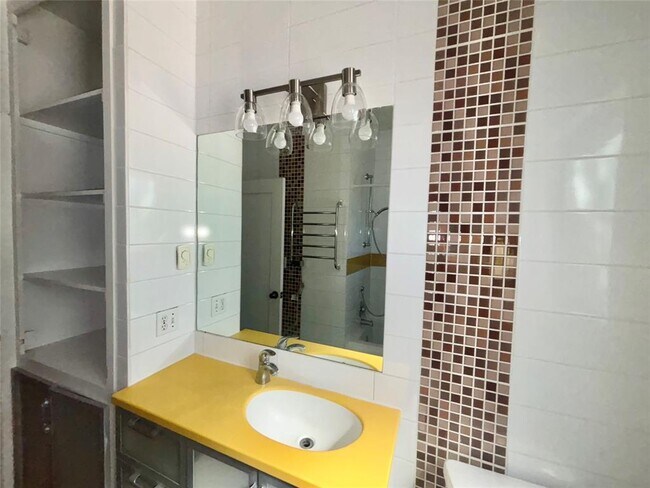 Building Photo - 3100 Wheeler St