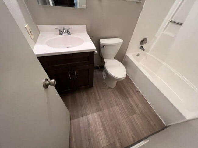 Building Photo - 50% off for your first 4 Months!!!