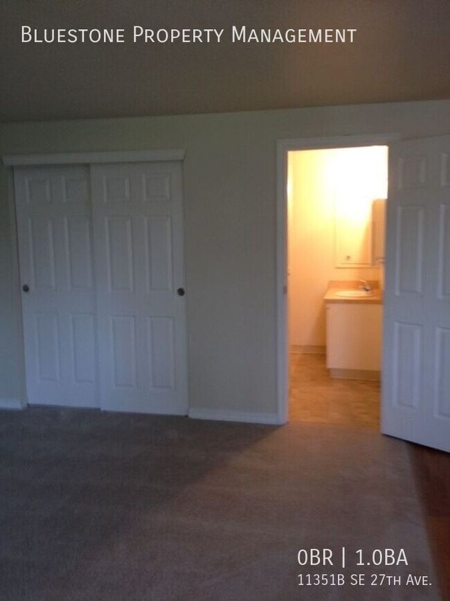 Building Photo - 11351 SE 27th Ave