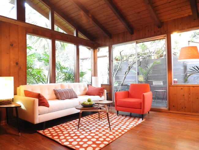 Building Photo - 2120 Hyperion Ave