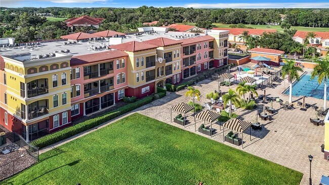 Building Photo - 13941 Clubhouse Dr