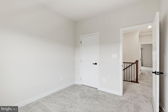 Building Photo - 18091 Red Cedar Rd
