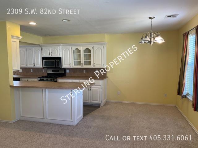 Building Photo - 2309 SW 82nd St