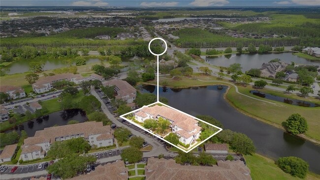 Building Photo - 13815 Fairway Island Dr