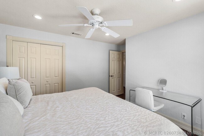 Building Photo - 1109 Bel Air Dr