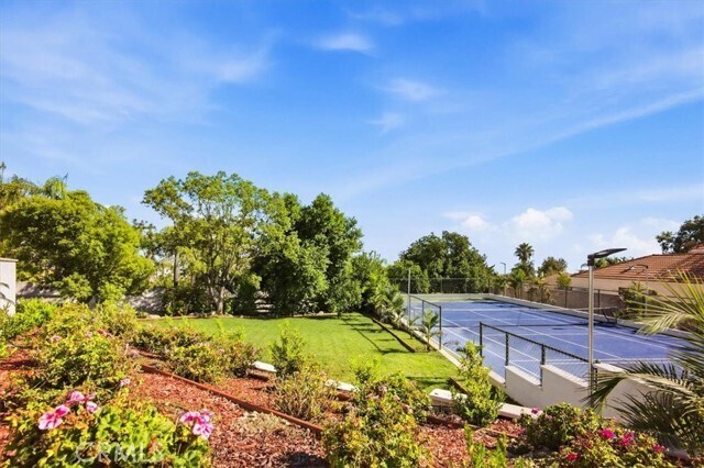 Building Photo - 5087 Granada Ct