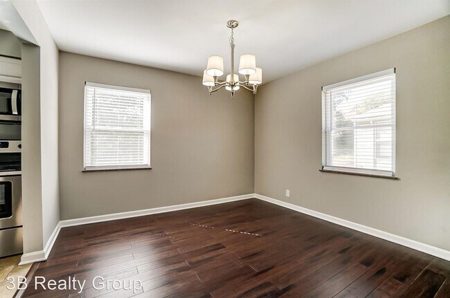 Building Photo - 3 br, 2 bath House - 3327 Werk Rd.