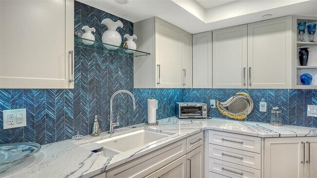 Building Photo - 1100 Benjamin Franklin Dr