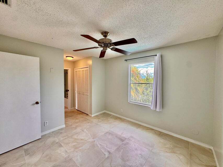 Building Photo - 2698 Linkside Dr