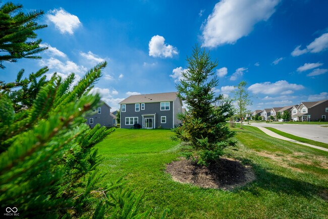 Building Photo - 10848 Sablecliff Wy