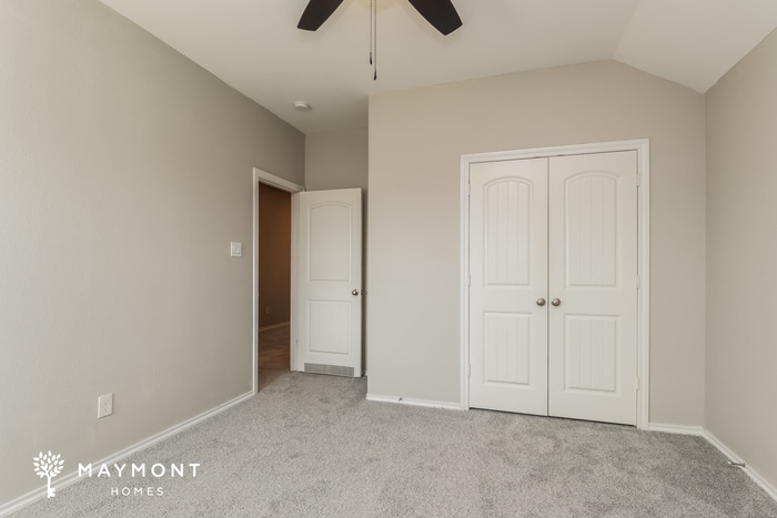 Building Photo - 23739 Via Maria Dr