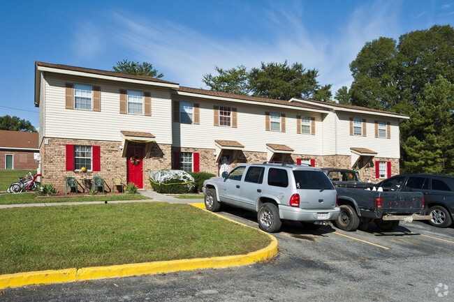 Building Photo - Adairsville Apartments