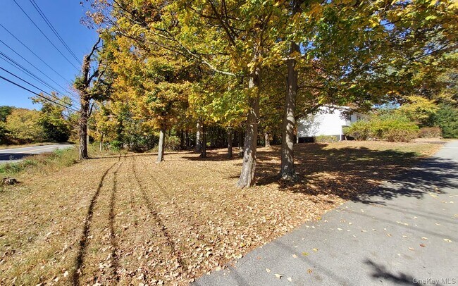 Building Photo - 3 Carroll Ct